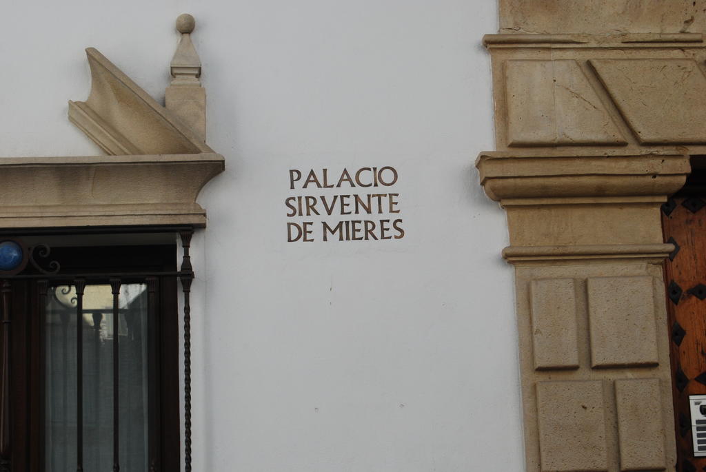 Palacio Sirvente Mieres - Parking Gratuito อันดูคาร์ ภายนอก รูปภาพ