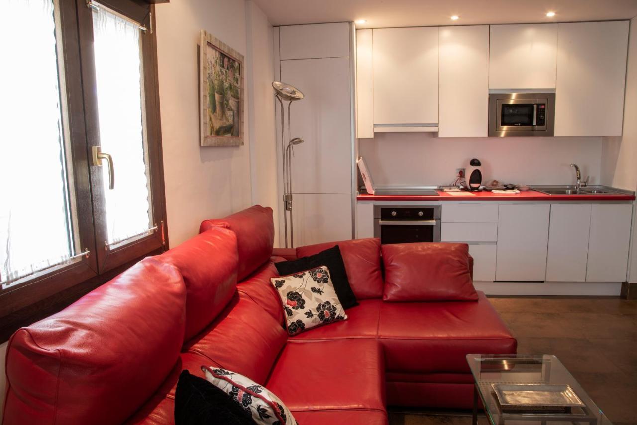 Palacio Sirvente Mieres - Parking Gratuito อันดูคาร์ ภายนอก รูปภาพ