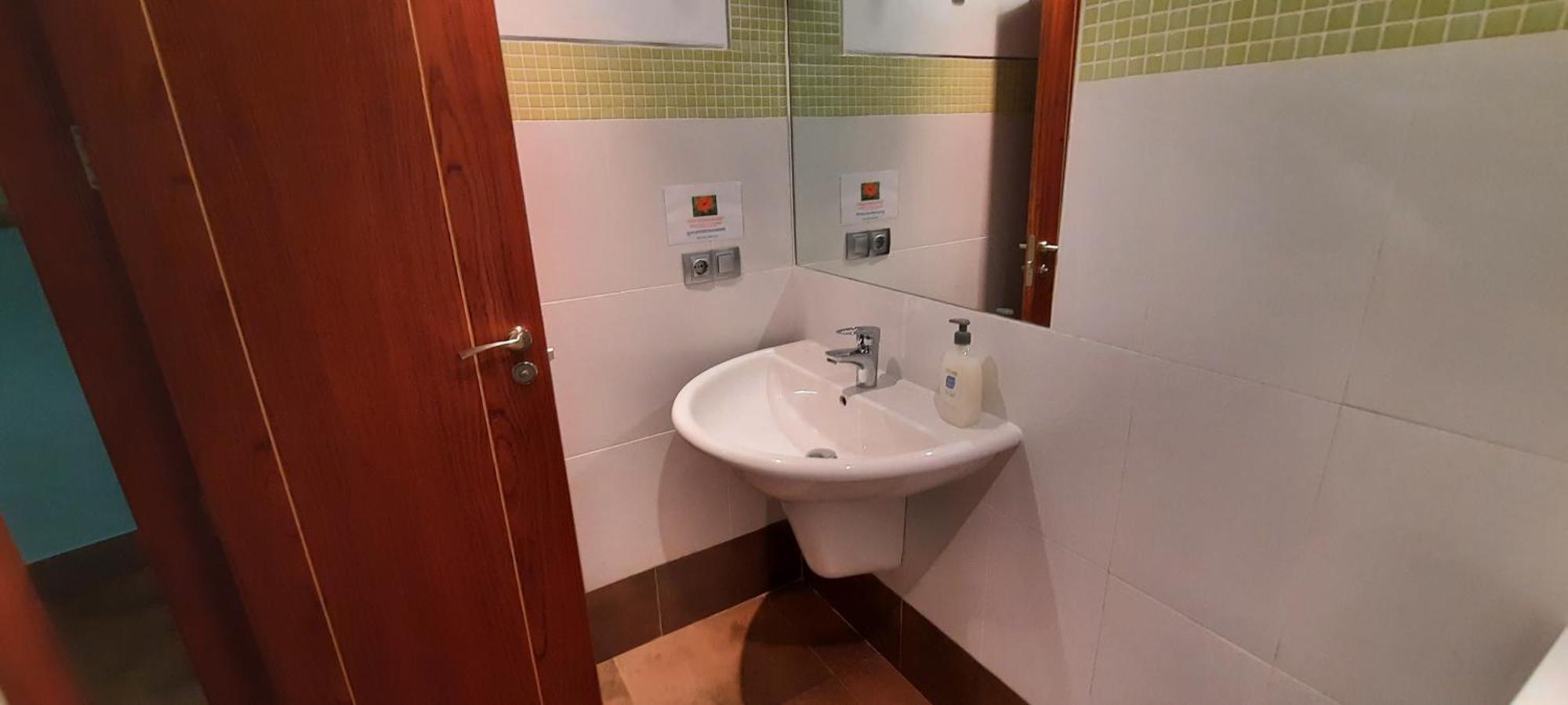 Palacio Sirvente Mieres - Parking Gratuito อันดูคาร์ ห้อง รูปภาพ