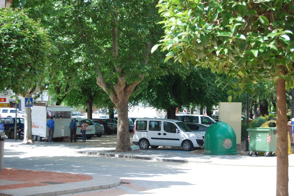 Palacio Sirvente Mieres - Parking Gratuito อันดูคาร์ ภายนอก รูปภาพ